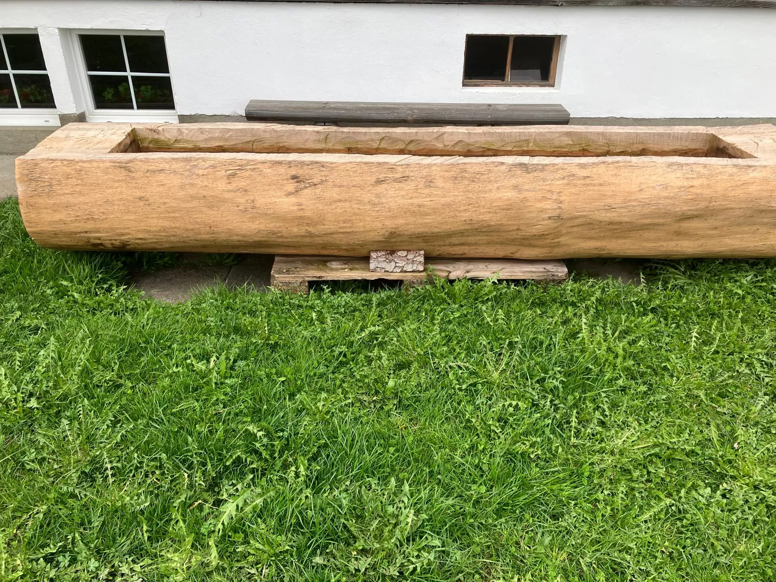 Blumen- Wassertröge aus Holz - Guido's Holzunikate Appenzell